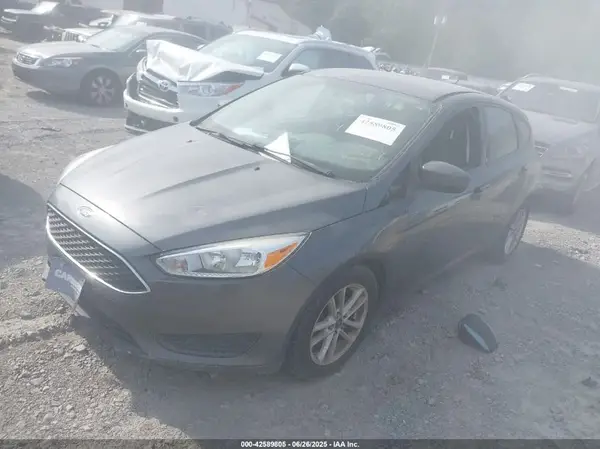 1FADP3K25JL221113 2018 FORD FOCUS - Image 2