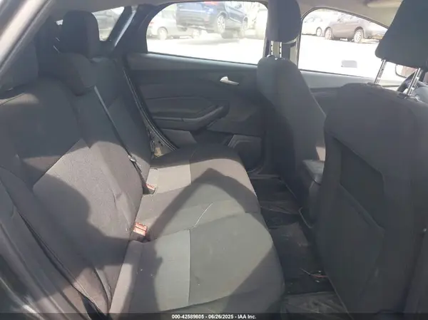 1FADP3K25JL221113 2018 FORD FOCUS - Image 8