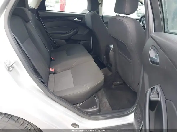 1FADP3K25JL224657 2018 FORD FOCUS - Image 8