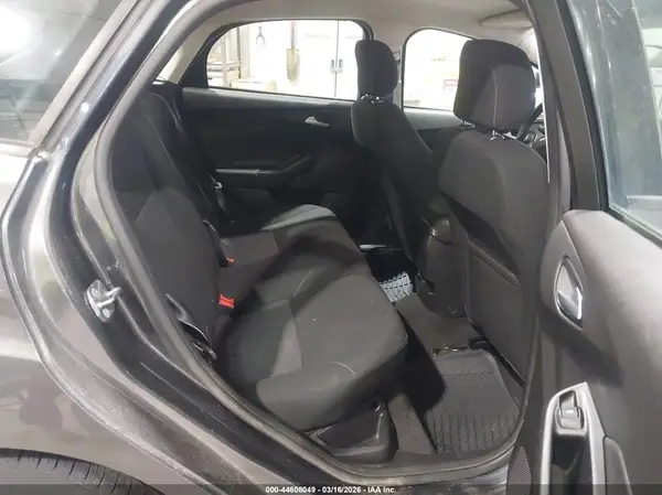 1FADP3K25JL231799 2018 FORD FOCUS - Image 8