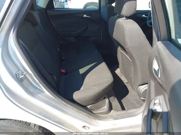 1FADP3K25JL235917 2018 FORD FOCUS - Image 8