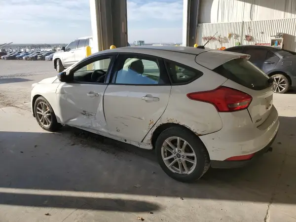 1FADP3K25JL236128 2018 FORD FOCUS - Image 2