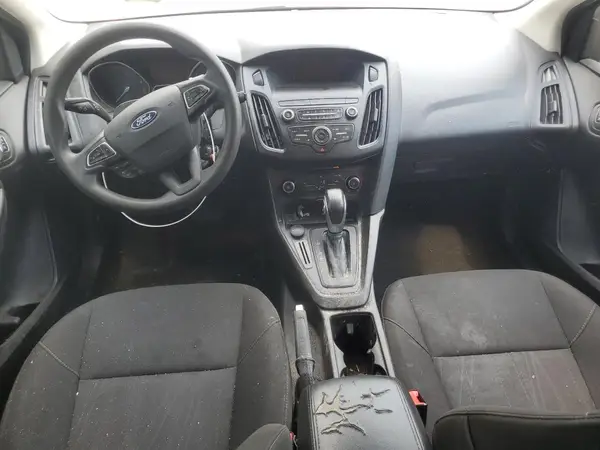 1FADP3K25JL238025 2018 FORD FOCUS - Image 8