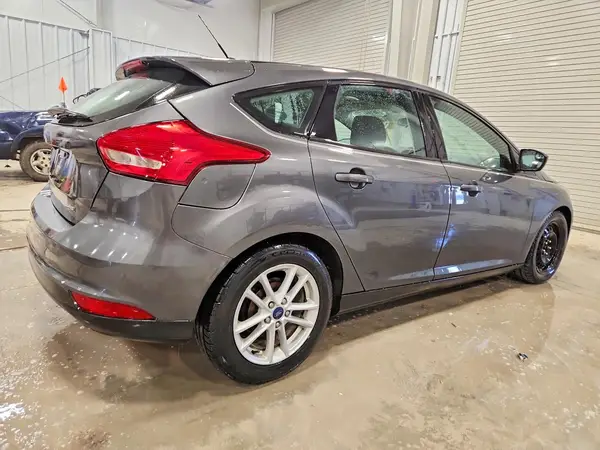 1FADP3K25JL258579 2018 FORD FOCUS - Image 2