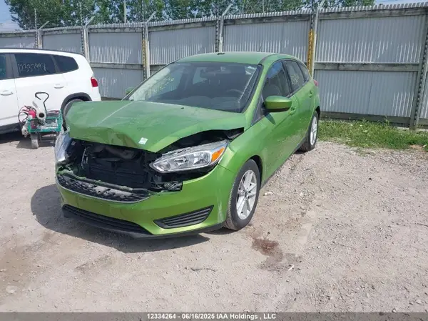 1FADP3K25JL263796 2018 FORD FOCUS - Image 2
