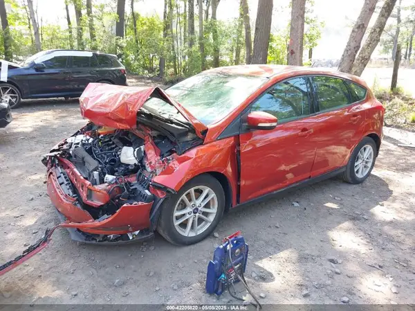1FADP3K25JL264110 2018 FORD FOCUS - Image 2