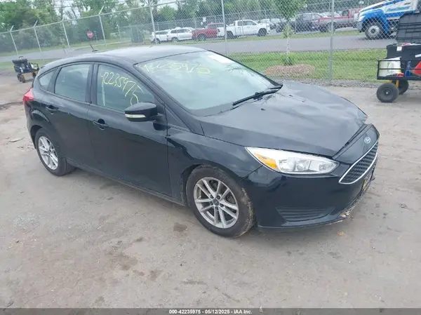 1FADP3K25JL266648 2018 FORD FOCUS - Image 1