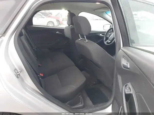 1FADP3K25JL272479 2018 FORD FOCUS - Image 8