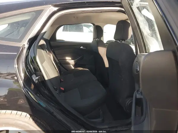 1FADP3K25JL286947 2018 FORD FOCUS - Image 8