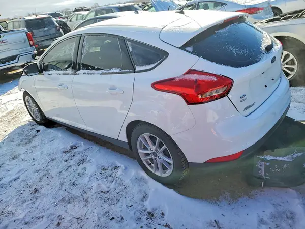 1FADP3K25JL287404 2018 FORD FOCUS - Image 2