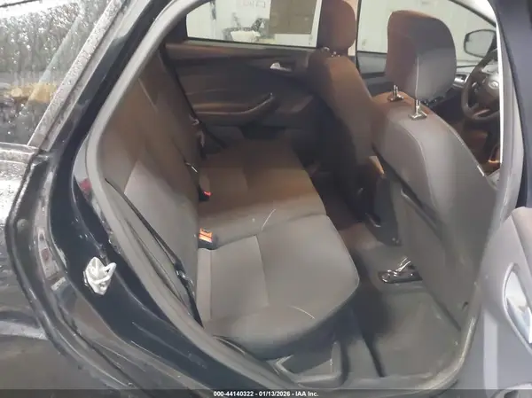 1FADP3K25JL290786 2018 FORD FOCUS - Image 8
