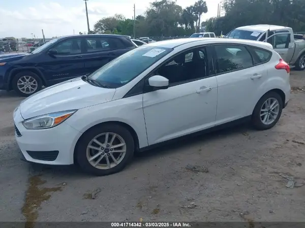 1FADP3K25JL295454 2018 FORD FOCUS - Image 2