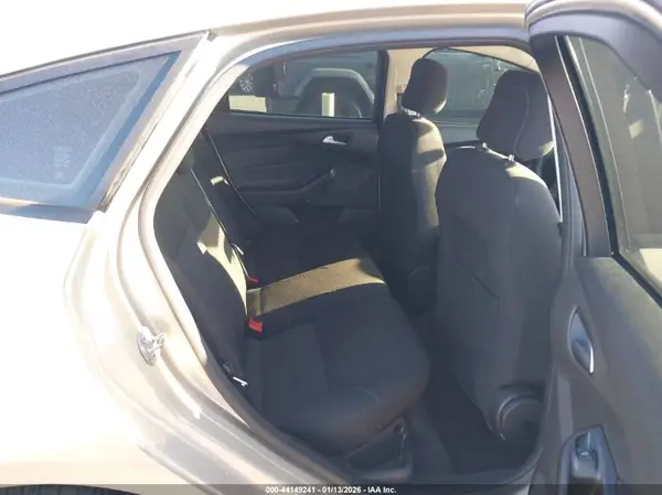 1FADP3K25JL313614 2018 FORD FOCUS - Image 8