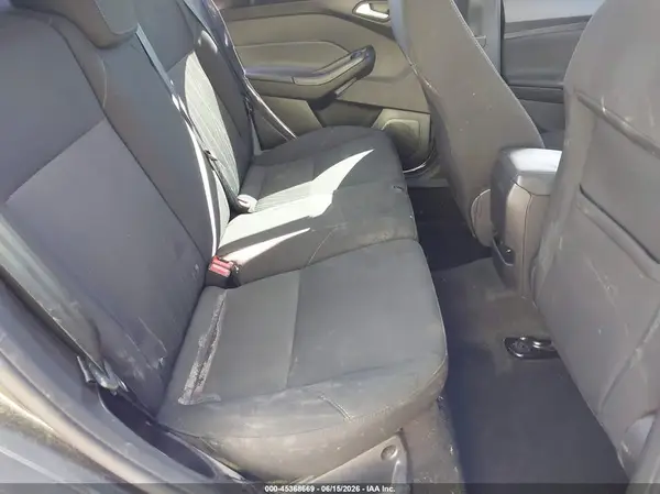 1FADP3K25JL318943 2018 FORD FOCUS - Image 8