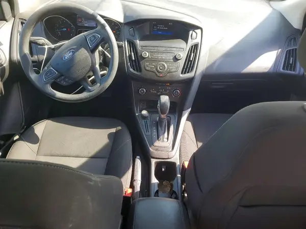 1FADP3K25JL320367 2018 FORD FOCUS - Image 8