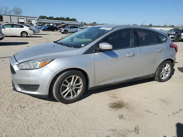 1FADP3K25JL326797 2018 FORD FOCUS - Image 1