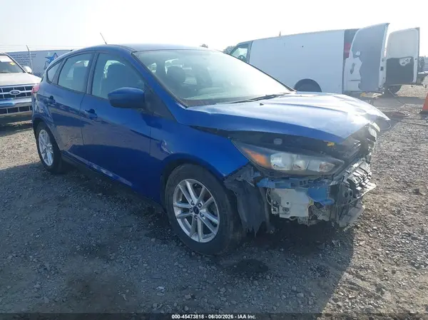 1FADP3K25JL329960 2018 FORD FOCUS - Image 1