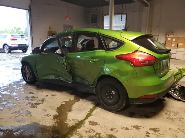 1FADP3K25JL330462 2018 FORD FOCUS - Image 2