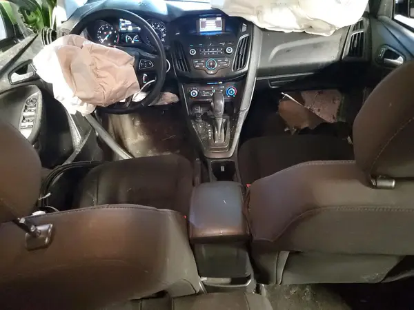 1FADP3K25JL330462 2018 FORD FOCUS - Image 8