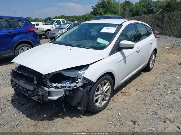 1FADP3K25JL331773 2018 FORD FOCUS - Image 2