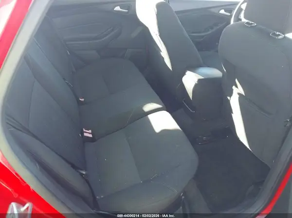 1FADP3K26GL204247 2016 FORD FOCUS - Image 8