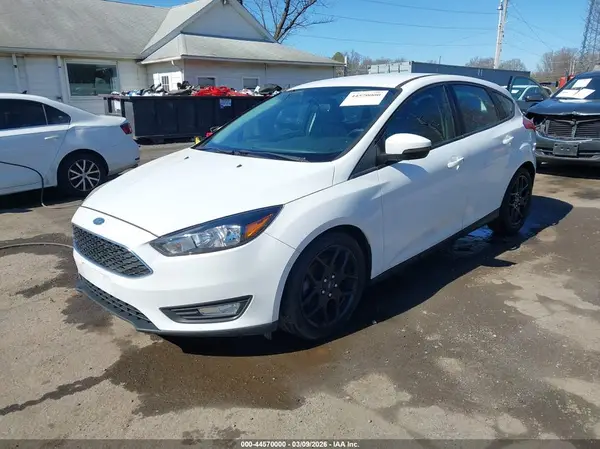 1FADP3K26GL205558 2016 FORD FOCUS - Image 2