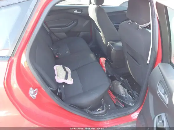 1FADP3K26GL240620 2016 FORD FOCUS - Image 8