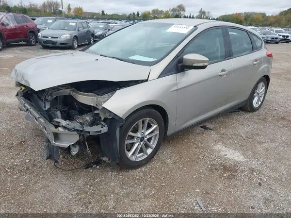 1FADP3K26GL244523 2016 FORD FOCUS - Image 2
