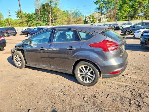 1FADP3K26GL251018 2016 FORD FOCUS - Image 2