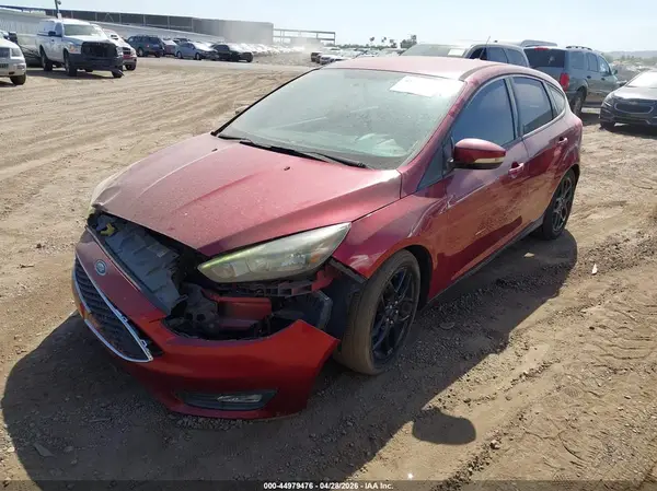 1FADP3K26GL256204 2016 FORD FOCUS - Image 2
