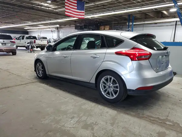 1FADP3K26GL259393 2016 FORD FOCUS - Image 2