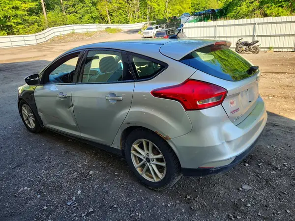 1FADP3K26GL263637 2016 FORD FOCUS - Image 2