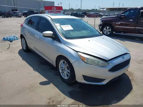 1FADP3K26GL264402 2016 FORD FOCUS - Image 1
