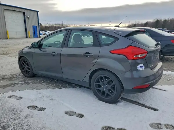 1FADP3K26GL265632 2016 FORD FOCUS - Image 2