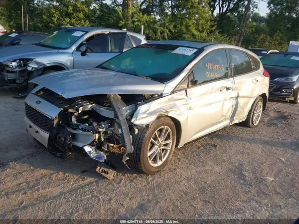 1FADP3K26GL297867 2016 FORD FOCUS - Image 2