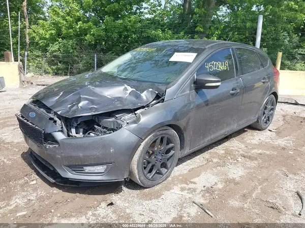 1FADP3K26GL299053 2016 FORD FOCUS - Image 2