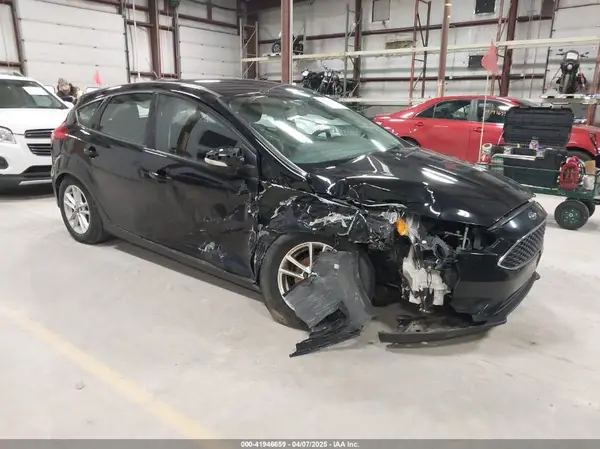 1FADP3K26GL301965 2016 FORD FOCUS - Image 1