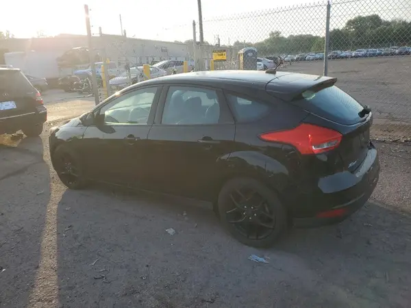 1FADP3K26GL311394 2016 FORD FOCUS - Image 2