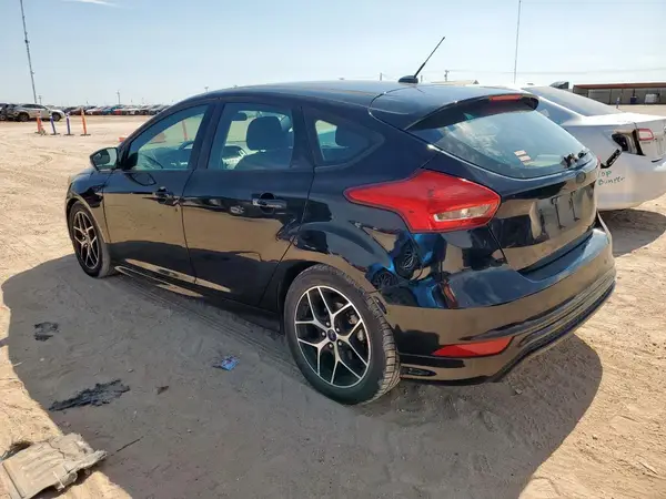 1FADP3K26GL318247 2016 FORD FOCUS - Image 2