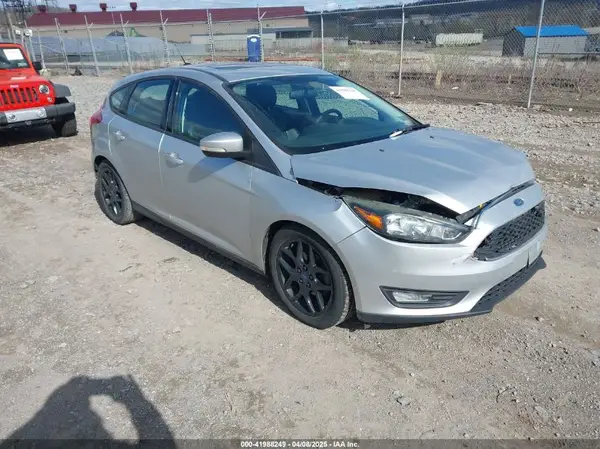 1FADP3K26GL321391 2016 FORD FOCUS - Image 1