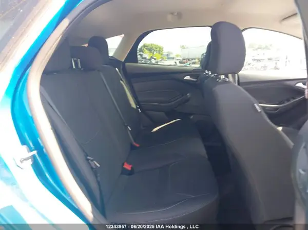 1FADP3K26GL322752 2016 FORD FOCUS - Image 8