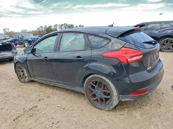 1FADP3K26GL326106 2016 FORD FOCUS - Image 2
