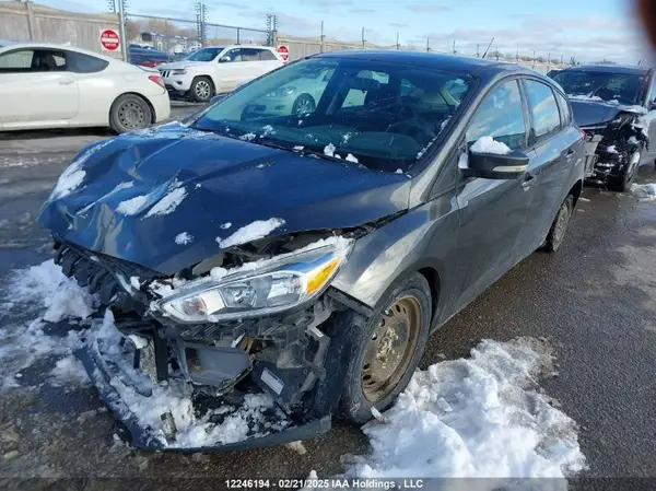 1FADP3K26GL327062 2016 FORD FOCUS - Image 2