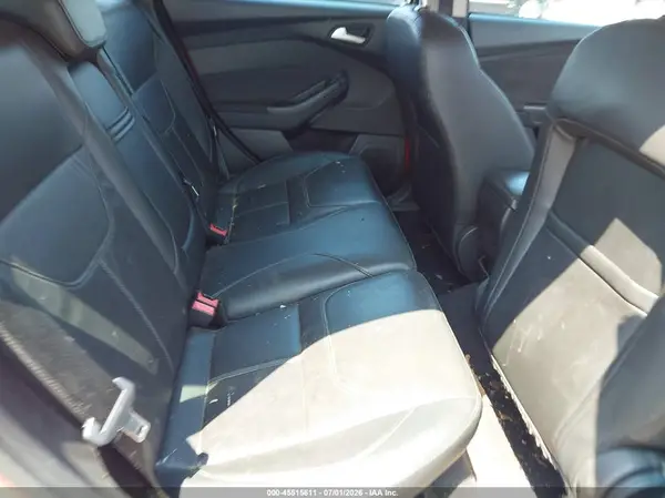 1FADP3K26GL329801 2016 FORD FOCUS - Image 8