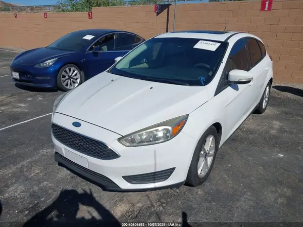 1FADP3K26GL331855 2016 FORD FOCUS - Image 2