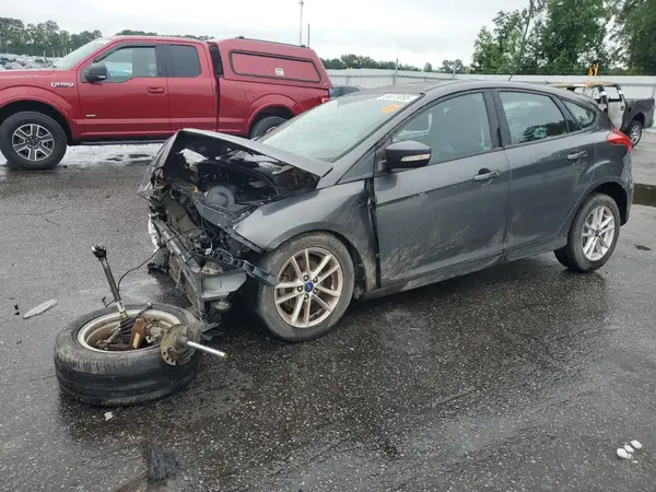 1FADP3K26GL348672 2016 FORD FOCUS - Image 1