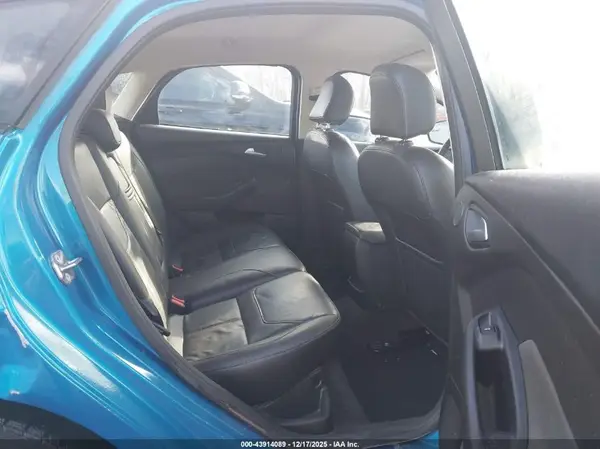 1FADP3K26GL360787 2016 FORD FOCUS - Image 8