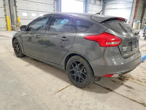 1FADP3K26GL374334 2016 FORD FOCUS - Image 2