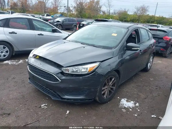 1FADP3K26GL382689 2016 FORD FOCUS - Image 2