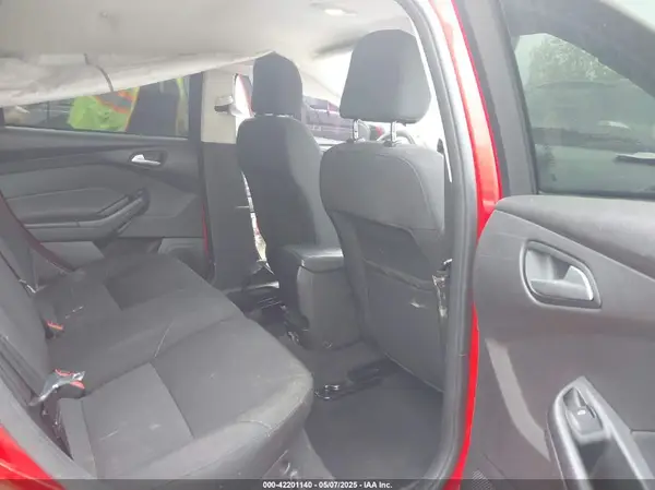 1FADP3K26GL389822 2016 FORD FOCUS - Image 8